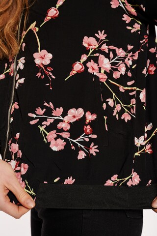 Hailys Jacke 'Frances' in Schwarz