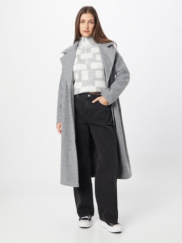 Cappotto di mezza stagione 'SPENCER' di VERO MODA in grigio