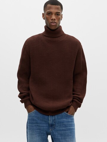 Pull&Bear Sweater in Red: front