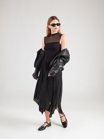 ABOUT YOU Rövid body 'Judith' - fekete