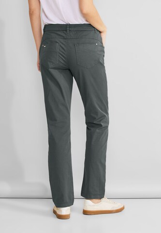 STREET ONE Regular Pants in Green