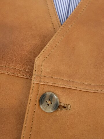 MADDOX Vest '1082' in Brown