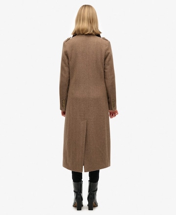 Manteau d’hiver Superdry en marron