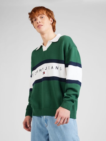 Tommy Jeans Sweter w kolorze zielony: przód