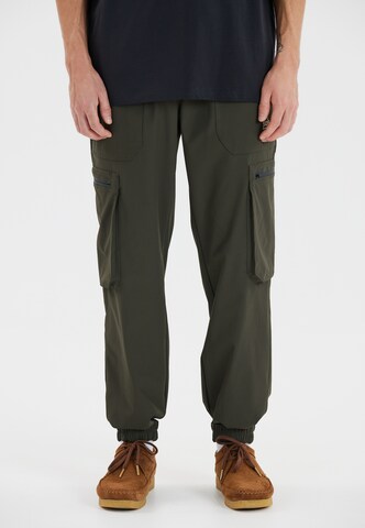 SOS Tapered Workout Pants 'Salonga' in Green: front