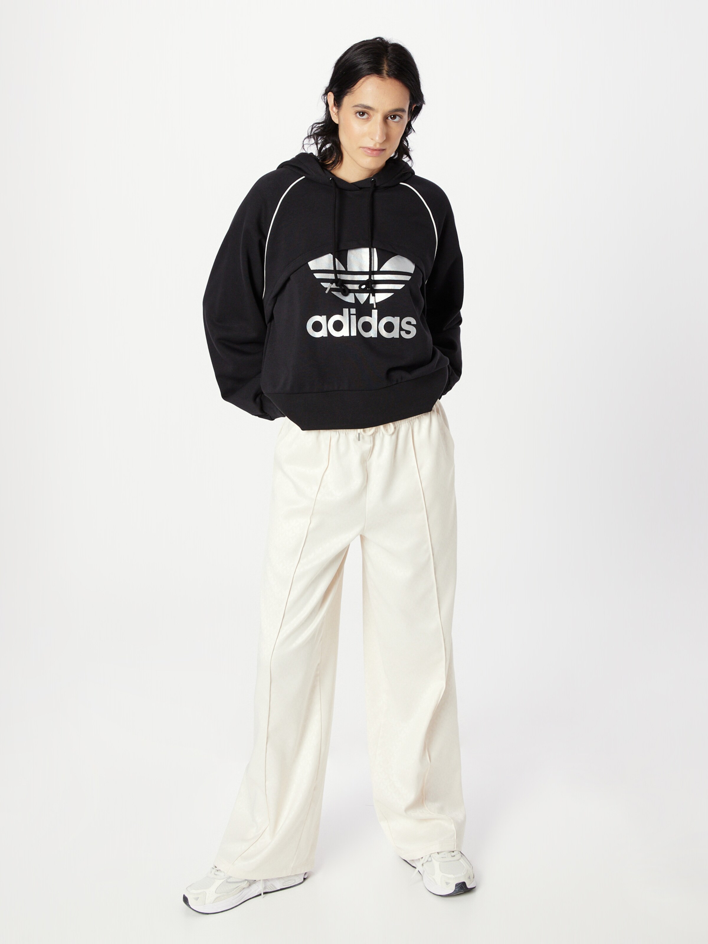 ADIDAS ORIGINALS Sweatshirt Big Logo in Black ABOUT YOU