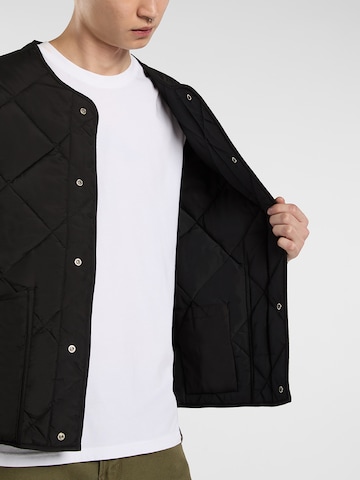 DICKIES Prehodna jakna 'SAMBURG' | črna barva