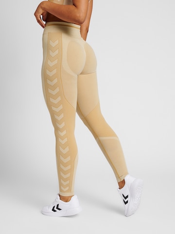 Hummel Skinny Sporthose in Beige