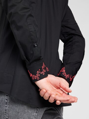 HUGO Red - Ajuste regular Camisa 'Kenno' en negro