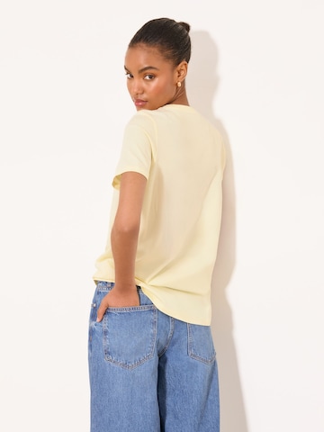 Lipsy Shirt 'Wear It With Love' in Yellow