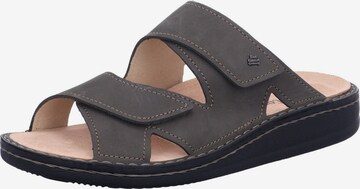 Finn Comfort Pantolette 'Danzig Soft' in Grau: Vorderseite