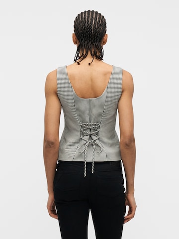 Abercrombie & Fitch Vesta – černá