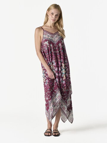 KOROSHI Mekko värissä punainen