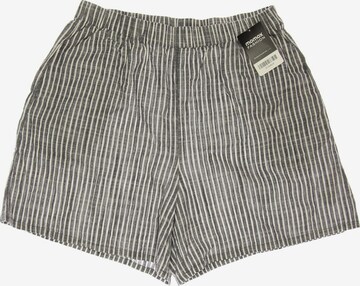 ESPRIT Shorts in L in Grey: front