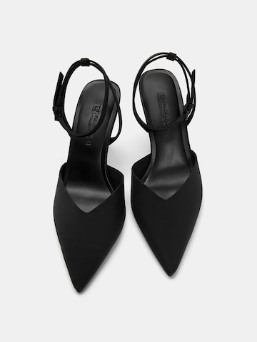 Pull&Bear Pumps in Schwarz