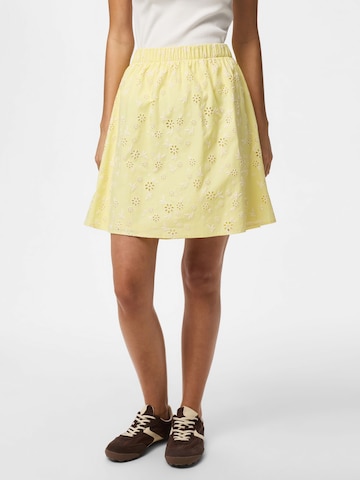 PIECES Rok 'PCBanna' in Geel: voorkant