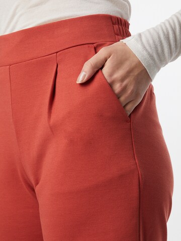 Regular Pantalon à pince ICHI en rouge