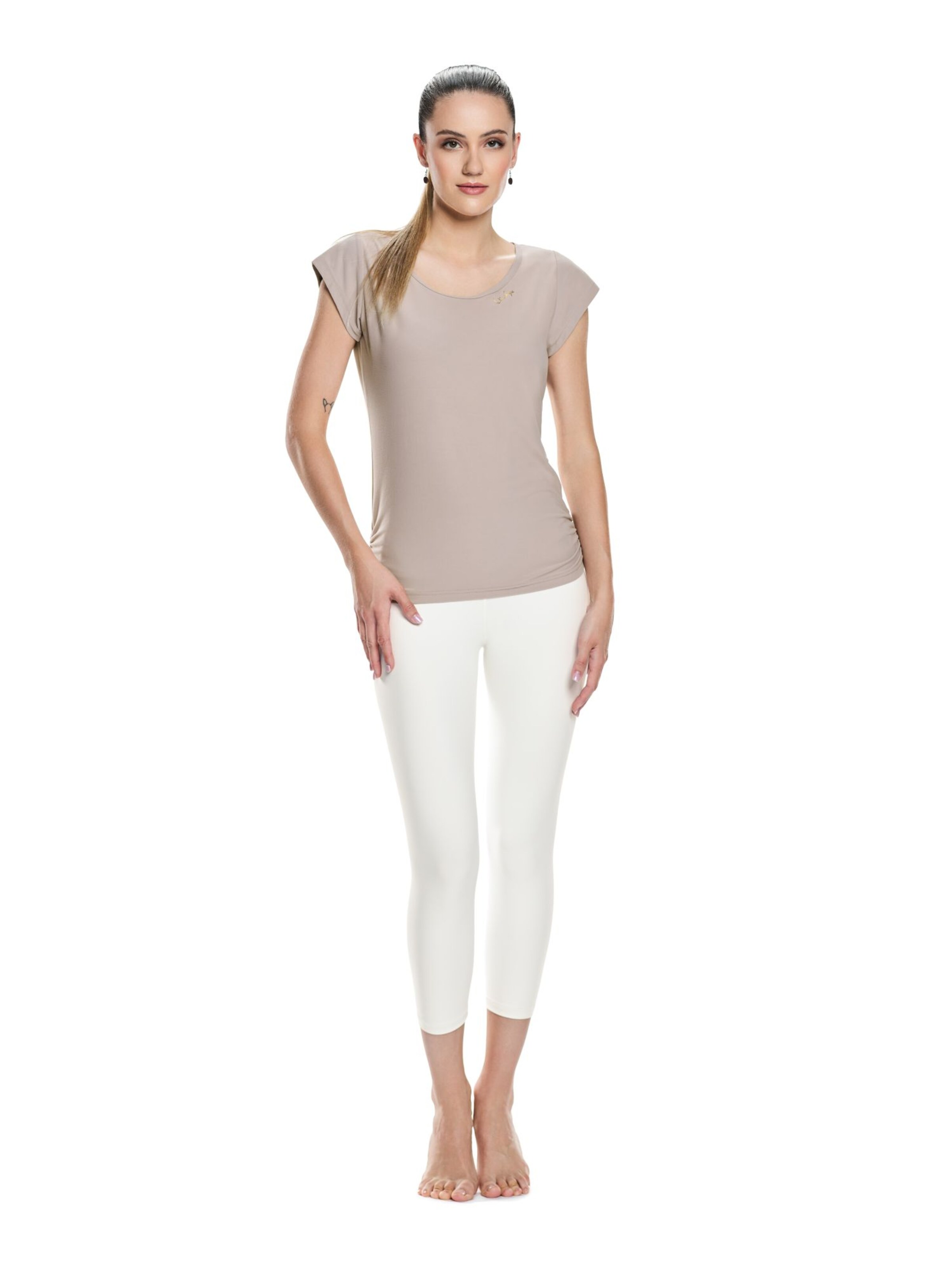 Haut de sport ' AET130LS ' Winshape en beige