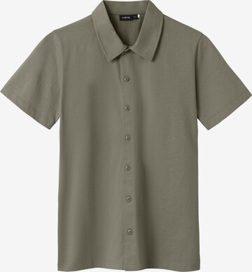 Coupe regular Chemise NAME IT en gris : devant