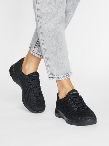 SKECHERS Sneakers laag 'Summits' in Zwart