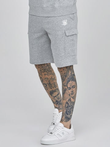 regular Pantaloni di SikSilk in grigio