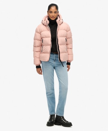 Superdry Tussenjas in Rood