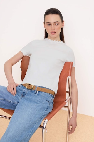 Trendyol - Camiseta en blanco: frente