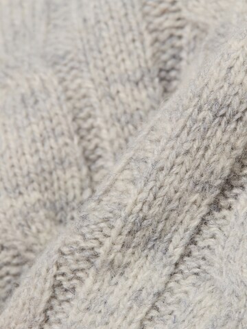 Brookshire Pullover in Grau