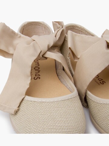 Pisamonas - Bailarina en beige