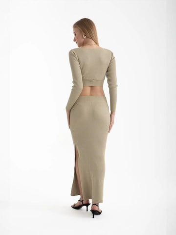 Completo pantalone di Hiccup in beige