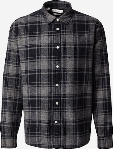 Coupe regular Chemise 'SLHNOAH' SELECTED en noir : devant