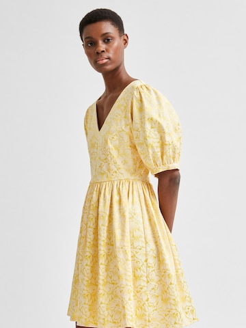 SELECTED FEMME Cocktail dress 'Joyce' in Yellow