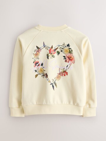 smALLSAINTS Sweatshirt 'Cygni Side Poppers' i gul