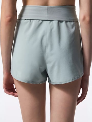 Penti Ujumispüksid 'PENTI Gefaltete Badeshorts', värv roheline