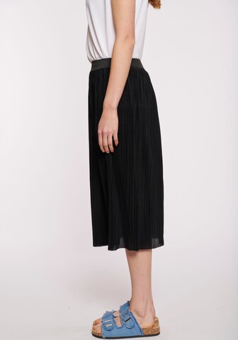 Hailys Rock in Schwarz