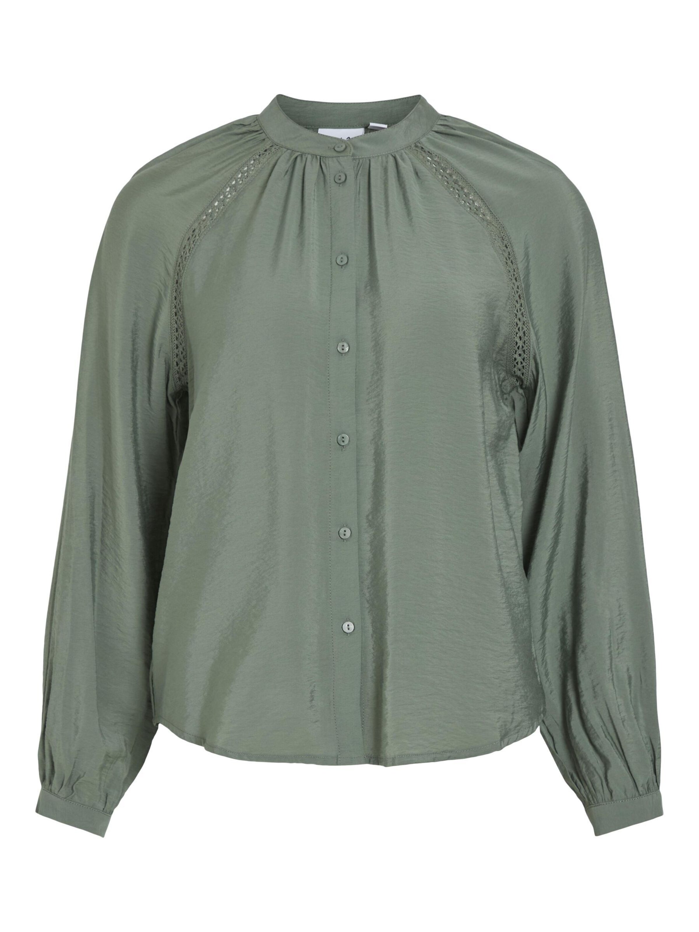 VILA Blouse in Green: front