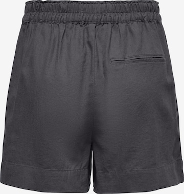 ONLY Regular Shorts 'TOKYO' in Grau