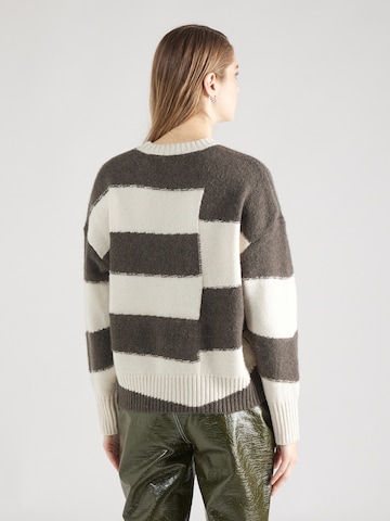 OBJECT Sweater 'CATTA' in Brown