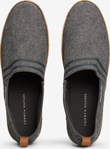 TOMMY HILFIGER Espadrilles in Grijs