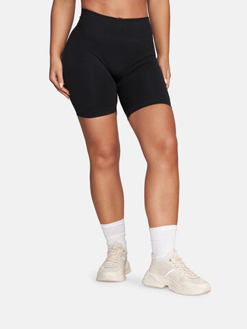 GOLD´S GYM APPAREL Skinny Shorts 'Michelle' in Schwarz: predná strana