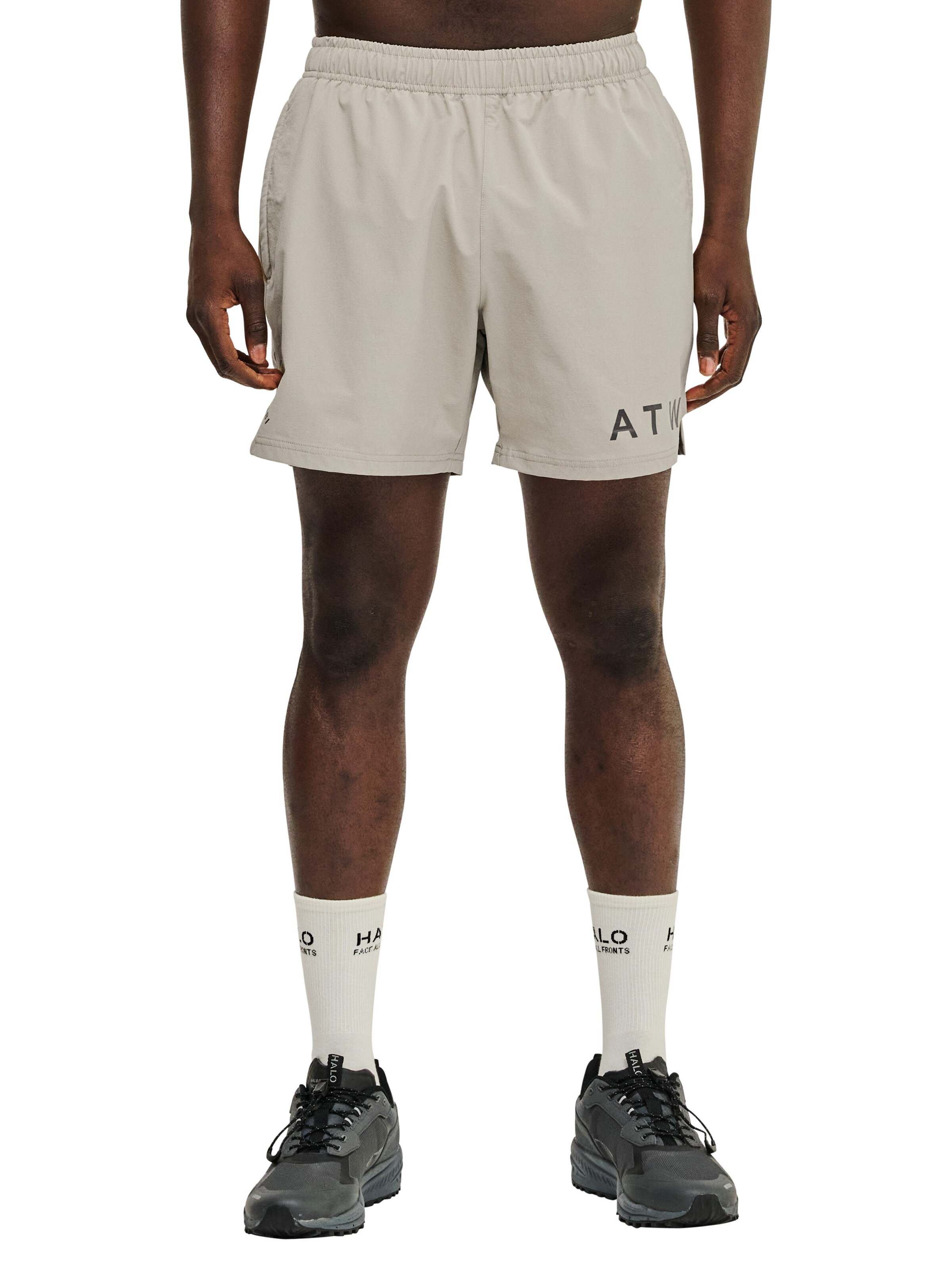 HALO Loose fit Pants in Beige