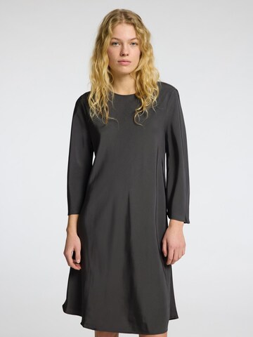SELECTED FEMME Dress in Grey: front