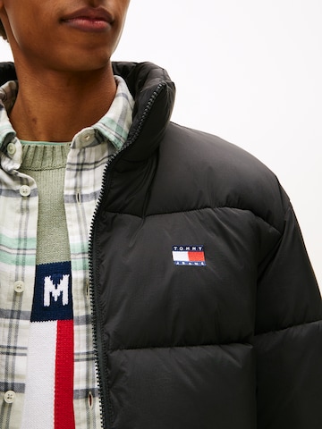 Tommy Jeans Демисезонная куртка 'VAIL' в Черный