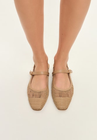 CESARE GASPARI Strap ballerina in Brown