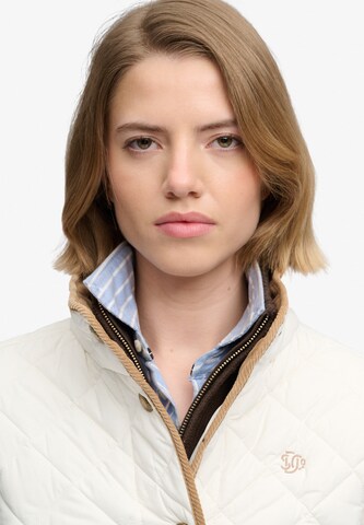Superdry & Co Tussenjas 'Estate Country' in Wit