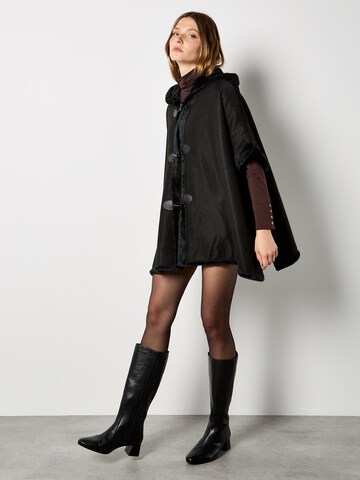 Apricot - Chaqueta tradicional ' ' en negro