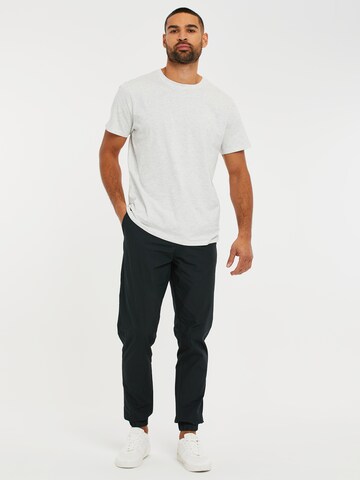 Tapered Pantaloni cargo 'Presley' di Threadbare in nero