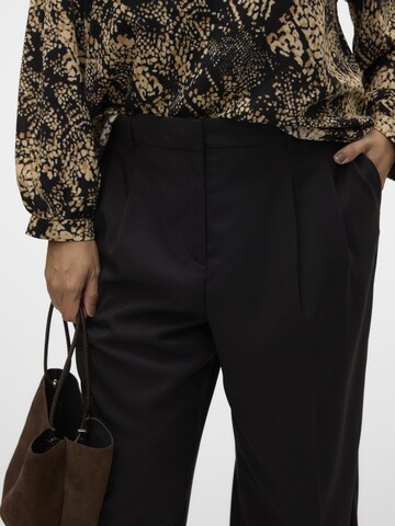 Vero Moda Curve Wide leg Bandplooibroek 'CRITA' in Zwart