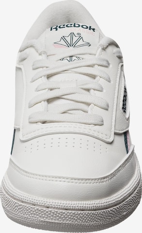 Baskets basses 'Club C 85' Reebok en blanc