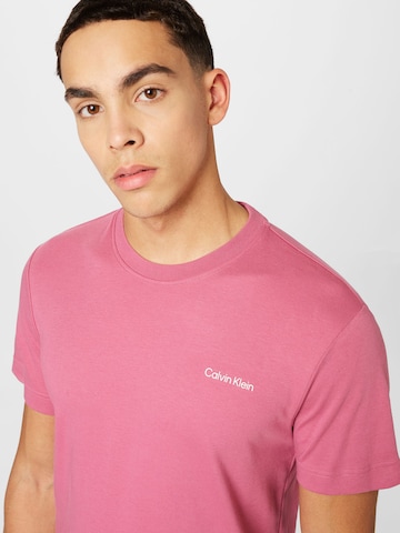 T-Shirt Calvin Klein en rose